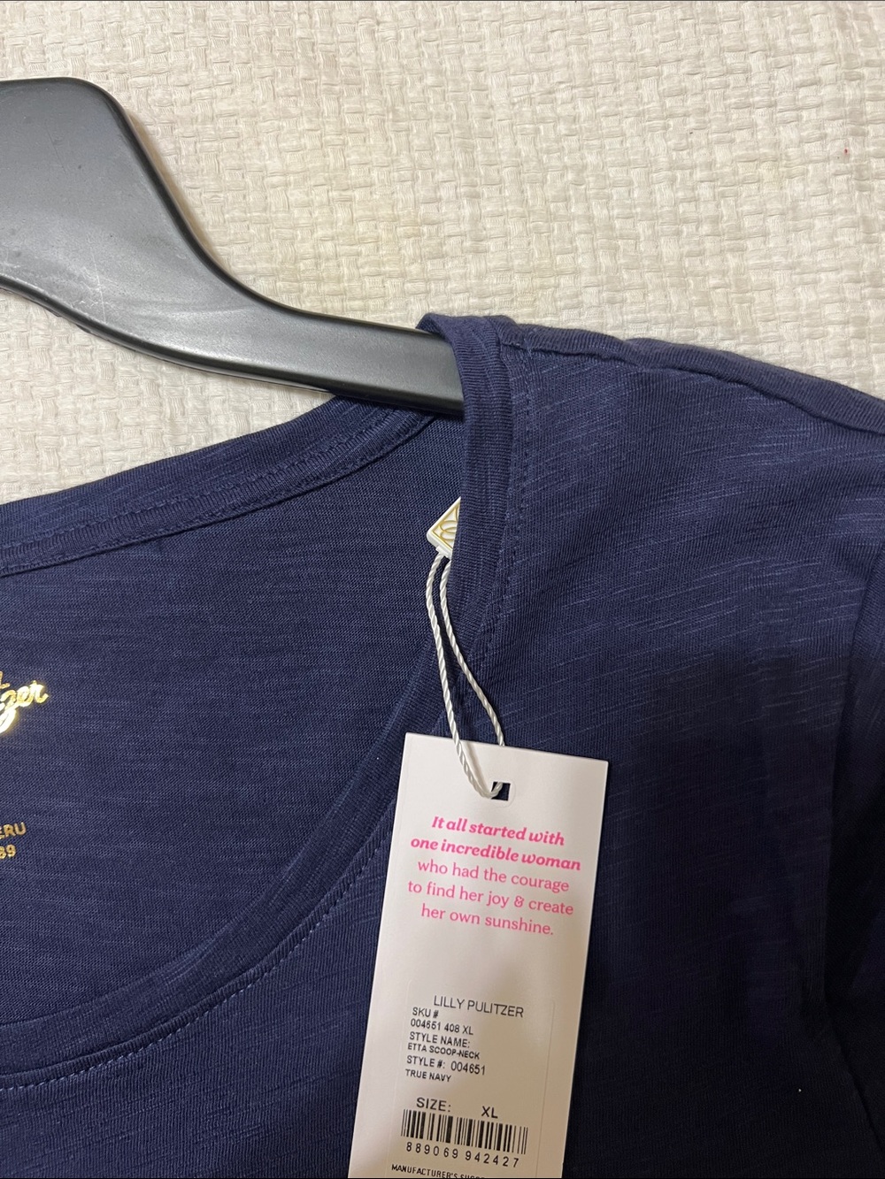 Lilly Pulitzer Navy Short Sleeve Crewneck Tee - Picture 2 of 3